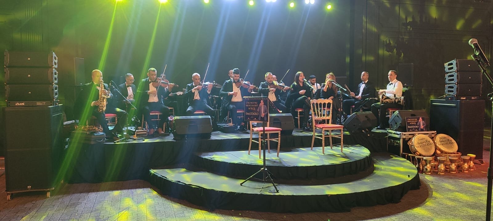Scène de concert musical et régie son par Innovasigne
